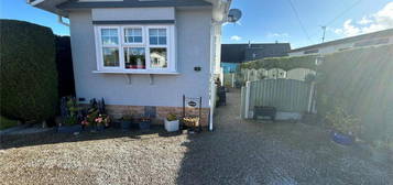 2 bedroom detached house for sale