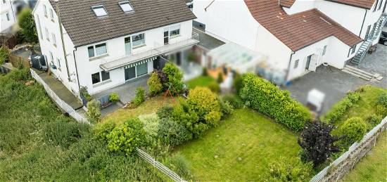 Einfamilienwohnhaus als Doppelhaushälfte in ruhiger Lage und viel Platz in Steinhausen!