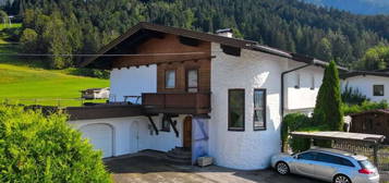 Tiroler Charme und viel Platz: Schönes Mehrfamilienhaus zum Kauf für nur 695.000,00 EUR! Perfekt für Großfamilien oder als Investitionsobjekt