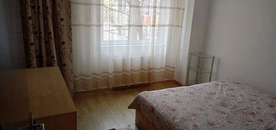 Apartament  de inchiriat cu 3 camere