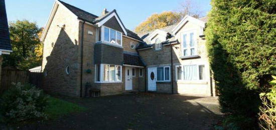 4 bedroom detached house