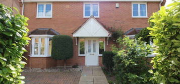 4 bed detached house to rent