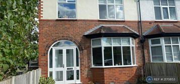 3 bedroom semi-detached house