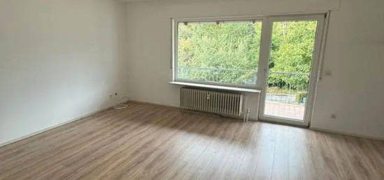 3-Zi Wohnung mit süd-west Balkon in ruhiger Lage in Wipperfeld