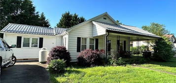 1953 Boone Trl, North Wilkesboro, NC 28659