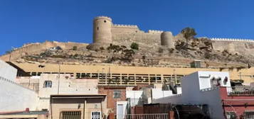 Casa adosada en calle Reducto