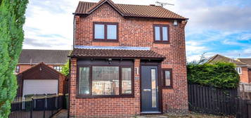 3 bed detached house for sale