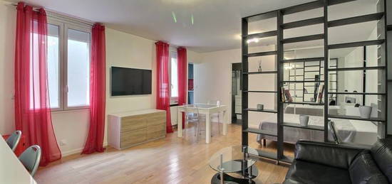 Studio meublé  à louer, 1 pièce, 38 m², Étage 1/3