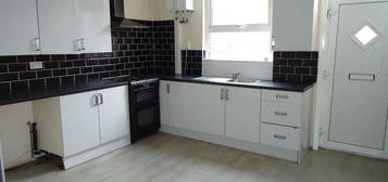 4 bedroom terraced house to rent