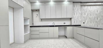 Denizli Servergazi'de 3.5+1 190 m2 Panjurlu Ultra Lks Satlk Daireler