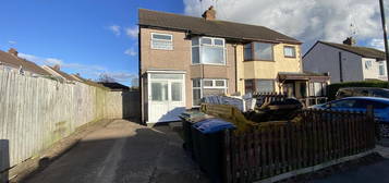 3 bed semi-detached house to rent