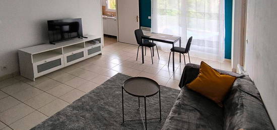 Appartement F2 - meublé