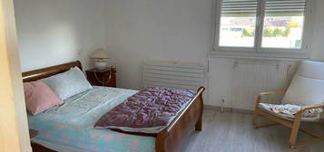 Location CHAMBRE MEUBLÉE 16 m2