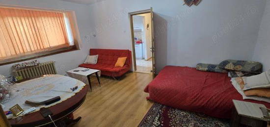 Reșița, de închiriat, apartament 2 camere, Govândari, zona Micro I,