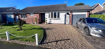 2 bed detached bungalow for sale