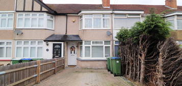 Detached house for sale in Parkside Avenue, Bexleyheath DA7