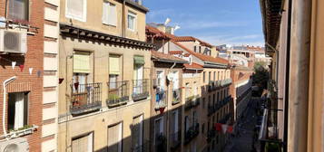 Piso de alquiler en Calle de la Ballesta, 15, Universidad - Malasaña