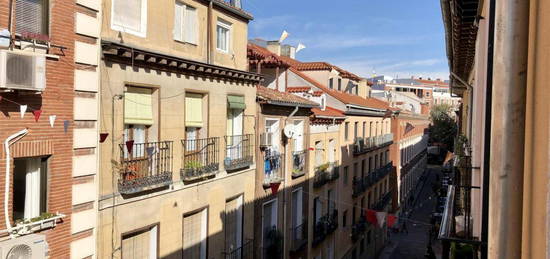 Piso de alquiler en Calle de la Ballesta, 15, Universidad - Malasaña