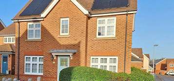 4 bed detached house for sale