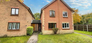 2 bed semi-detached house for sale