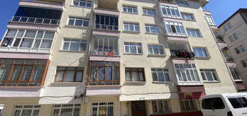 *ŞİMŞEK GAYRİMENKUL'DEN*2+1 SATILIK DAİRE KİRACILI