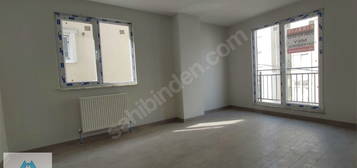 YANYOLA YAKIN KULLANIŞLI KİRALIK 2+1 DAİRE