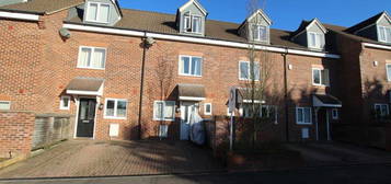 3 bed property to rent