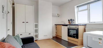 Studio to rent in Lexham Gardens, Kensington W8