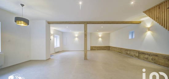 Maison de village  à vendre, 6 pièces, 5 chambres, 136 m²