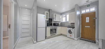 3 bedroom flat to rent