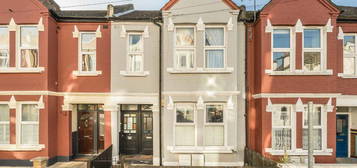 Maisonette for sale in Grenfell Road, Mitcham CR4