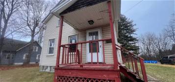 444 N Perry St, Johnstown, NY 12095