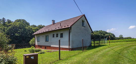 Prodej  rodinného domu 100 m², pozemek 1 934 m²