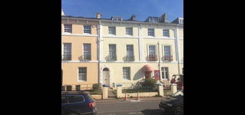 Flat to rent in Abbey Road, Torquay TQ2