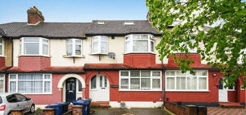 4 bed terraced house for sale