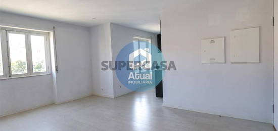 Apartamento T1 Arrendamento em Oliveira, São Paio e São Sebastião,Guimarães