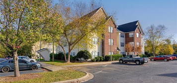 3716 Spanish Peak Dr Apt 1C, High Point, NC 27265