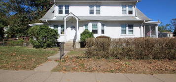 440 N Keswick Ave, Glenside, PA 19038