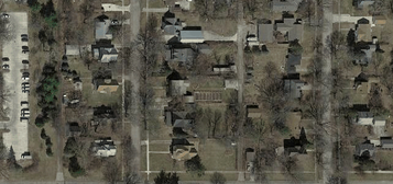 1414 Elm St, Grinnell, IA 50112