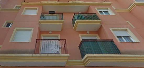 Piso en venta en  Jaume Roig, 12