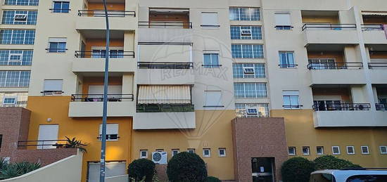 Arrendamento de Apartamento T2  na rua Brigadeiro António Pedro de Brito s/n