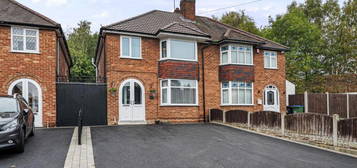 3 bedroom semi-detached house for sale