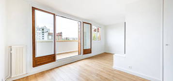 Studio  à vendre, 1 pièce, 28 m², Étage 5/5