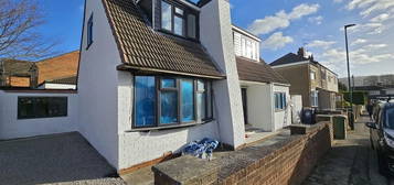 4 bedroom detached house to rent