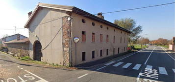 Casale/cascina all'asta in via Rose s.n.c