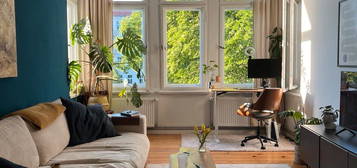 Nach- oder Untermieter für 2 Zimmer Altbauwohnung