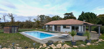 Maison lumineuse plain-pied 114 m² piscine