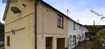 2 bed terraced house for sale