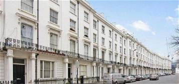 Flat to rent in Gloucester Terrace, London W2