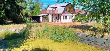 Rodinný dom s veľkým pozemkom v obci Veľké Držkovce na predaj